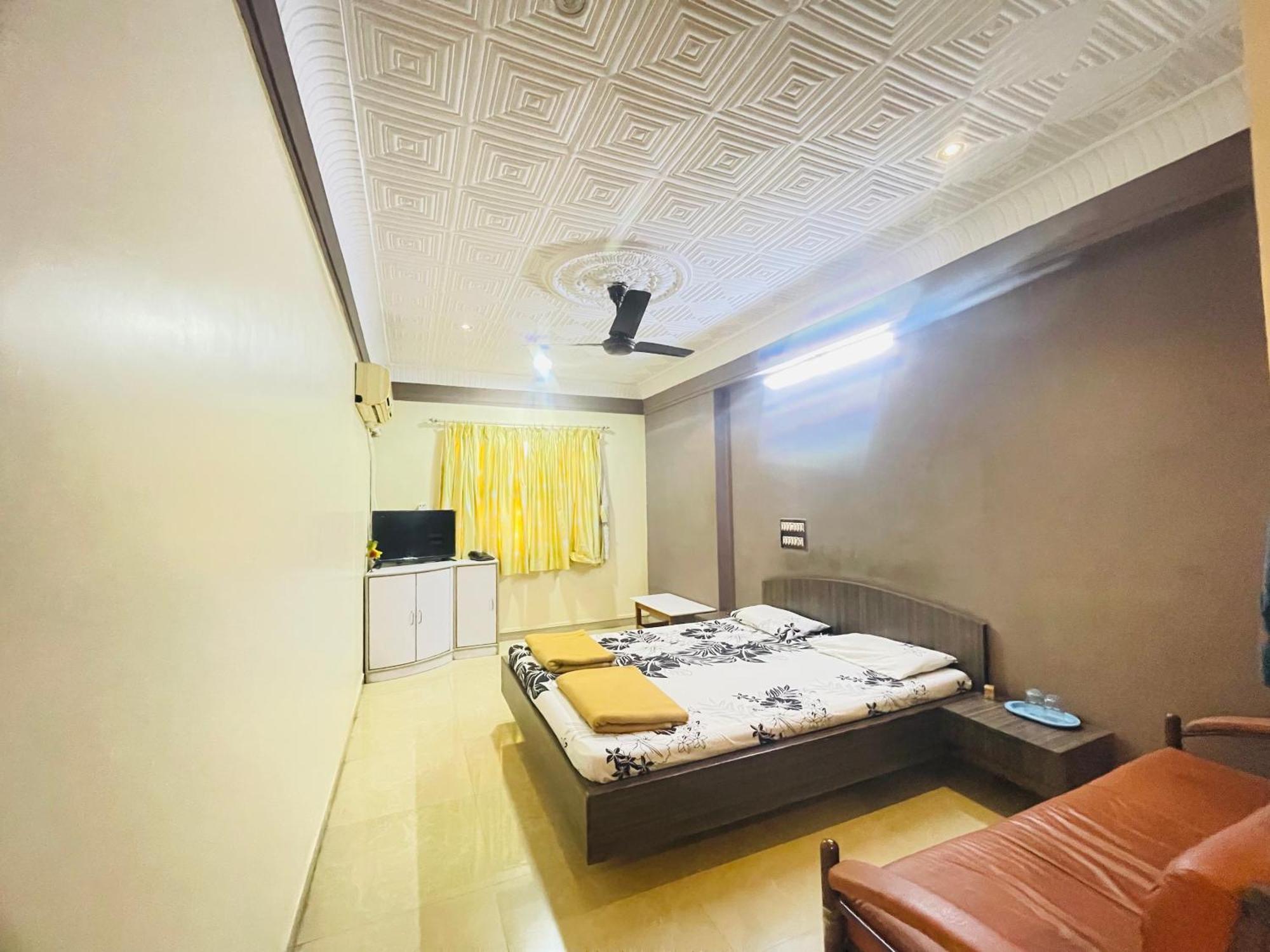 Hotel Rajdhani And Guest House Gujarat - Best Family Hotel In Halol Near Pavagadh And Halol Gidc Экстерьер фото